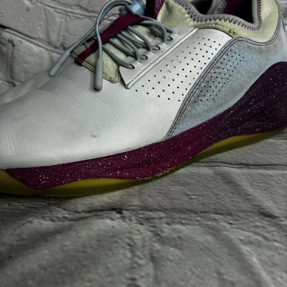 Clove Shoes Plum Amethyst Classic Healthcare Nursing Sneaker Sz US 9 Limited HTF